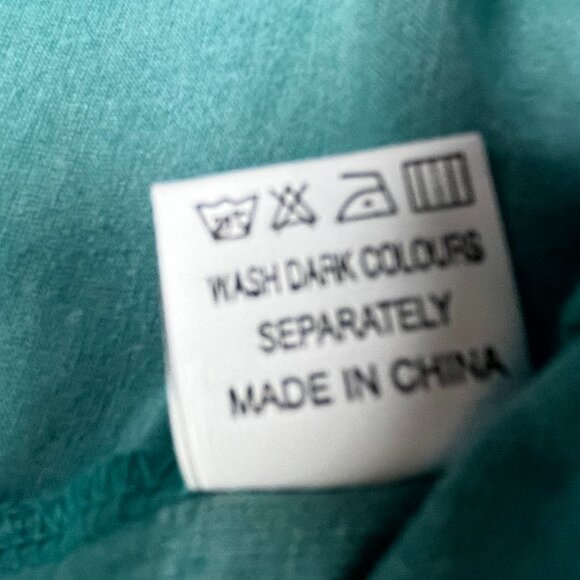 Elizabeth Kelly NWT Short Sleeve Blouse Size XL Green,V-neck Partial Button Down - Picture 8 of 8